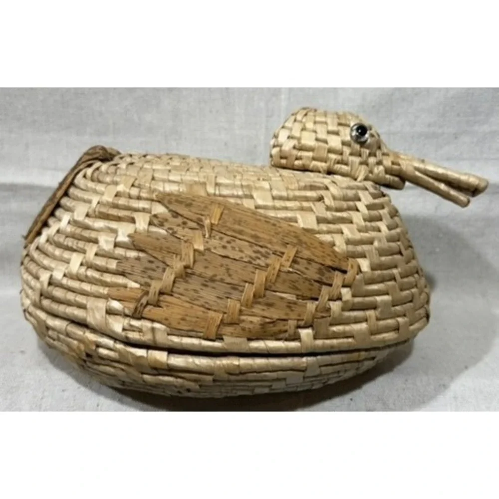 Vintage Woven Straw Duck Nesting Baskets Set of 2 Mallard Figurines with Lids